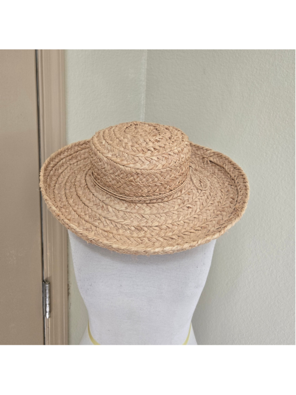 VTG Helen Kaminski Classic Straw Sun Hat Womens Madagascar Made